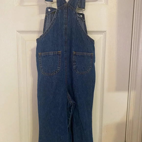 Girl’s Leopard Denim Overalls - Picture 6 of 9